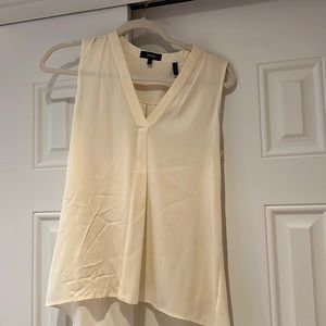 Theory 91% silk sleeveless white/cream top (s)